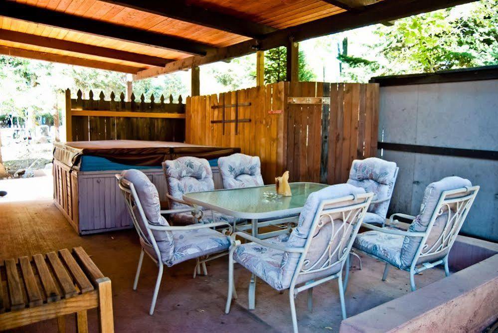 Cliff House Lodge And Hot Tub Cottages Morrison Dış mekan fotoğraf